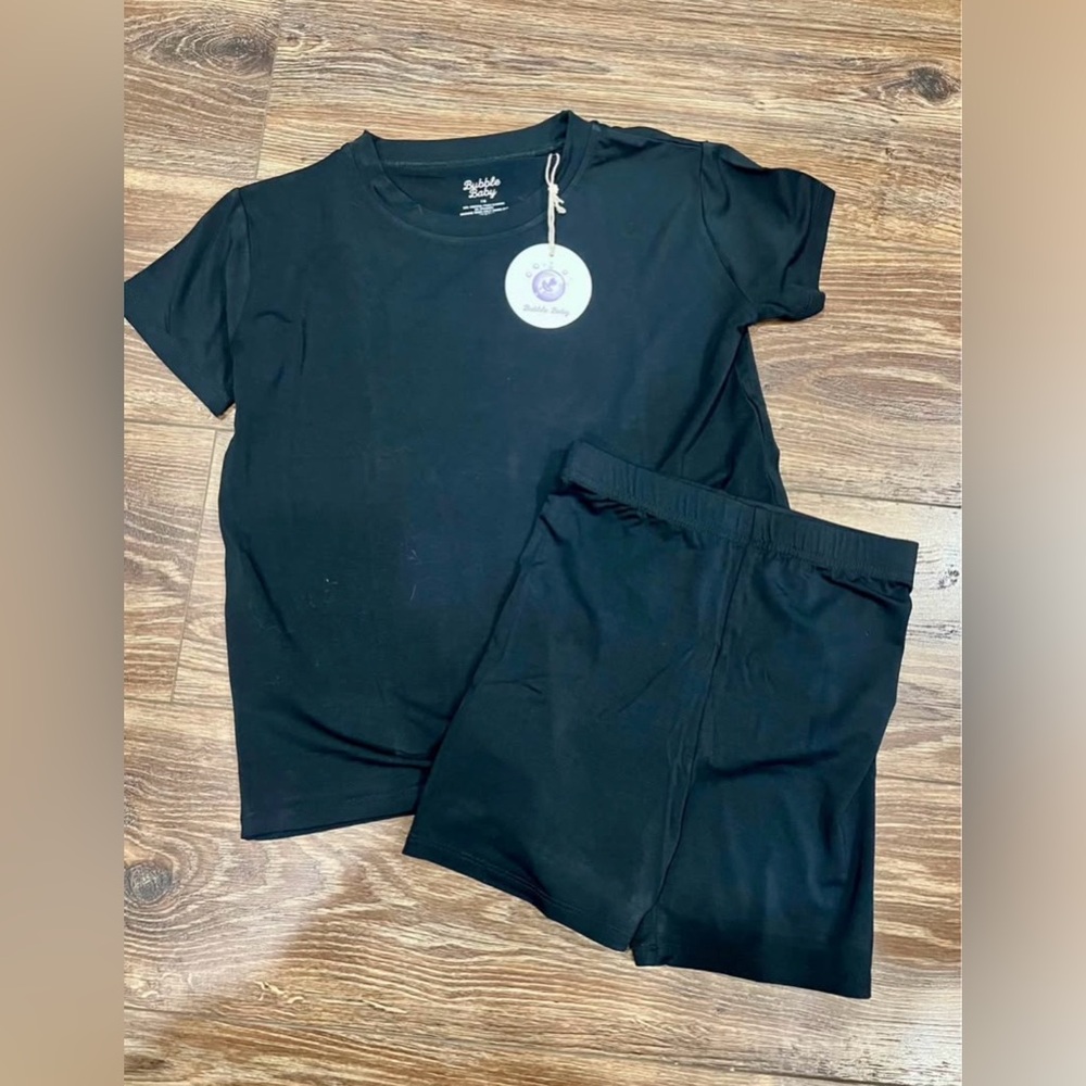 NWT Bubble Baby Bamboo T-Shirt and Shorts Set